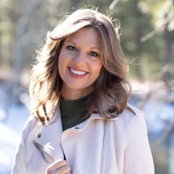 Lori Leander